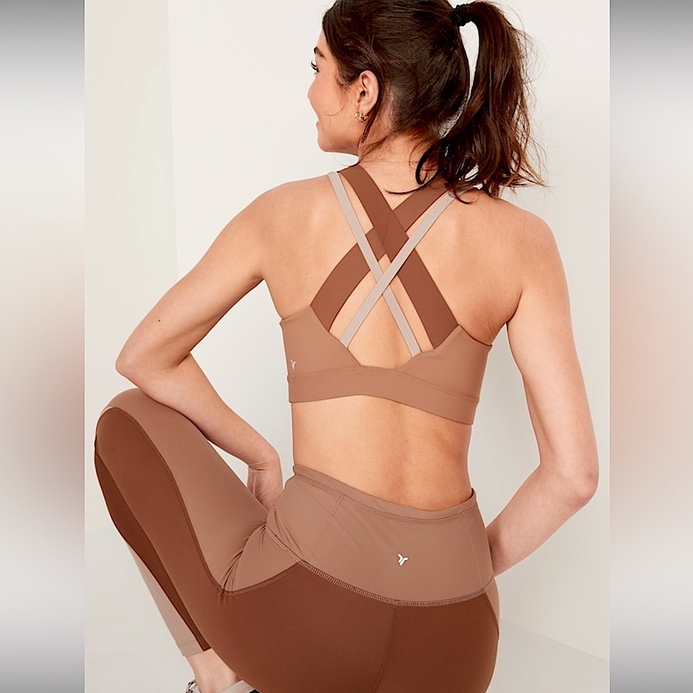 NWT Old navy active powersoft sports bra